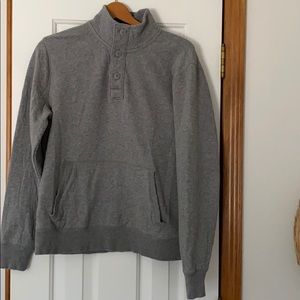 Gap Men’s 1/4 button grey sweatshirt with pockets